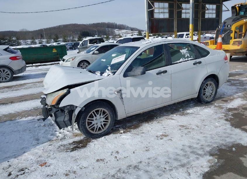 Photo 2 of 2008 Ford Focus SE/SES (VIN 1FAHP35N78W223770)
