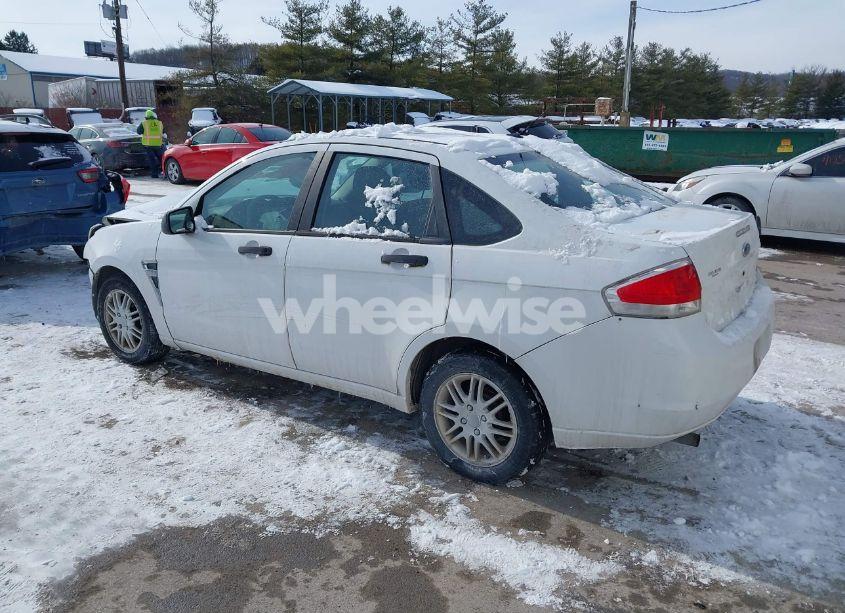 Photo 3 of 2008 Ford Focus SE/SES (VIN 1FAHP35N78W223770)