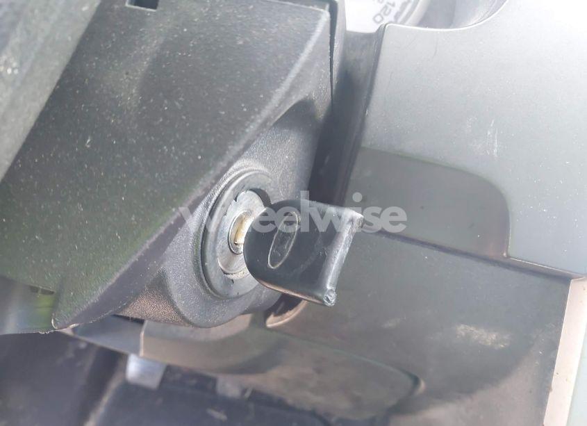 Photo 11 of 2008 Ford Focus SE/SES (VIN 1FAHP35N78W228001)