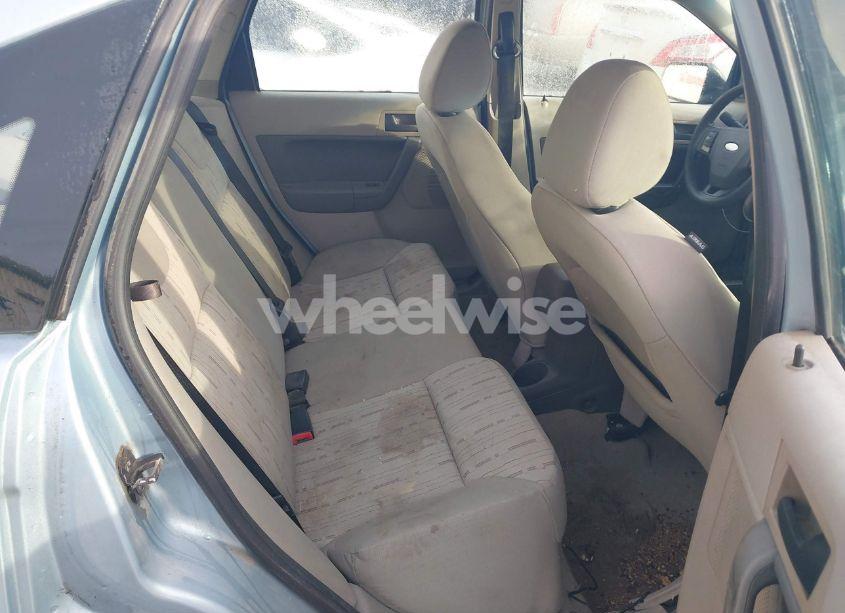 Photo 8 of 2008 Ford Focus SE/SES (VIN 1FAHP35N78W229892)