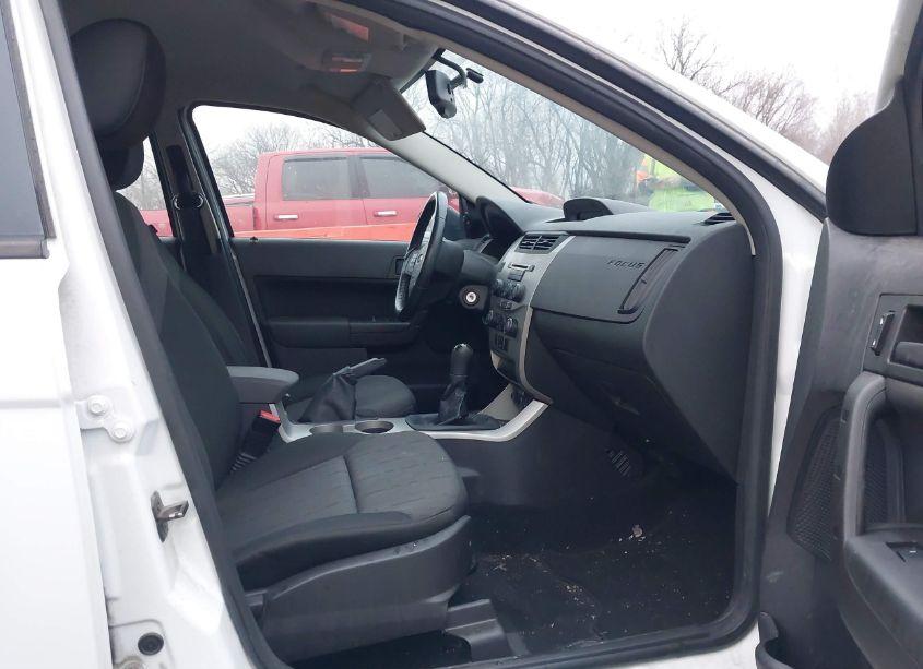 Photo 5 of 2008 Ford Focus SE (VIN 1FAHP35N78W269468)