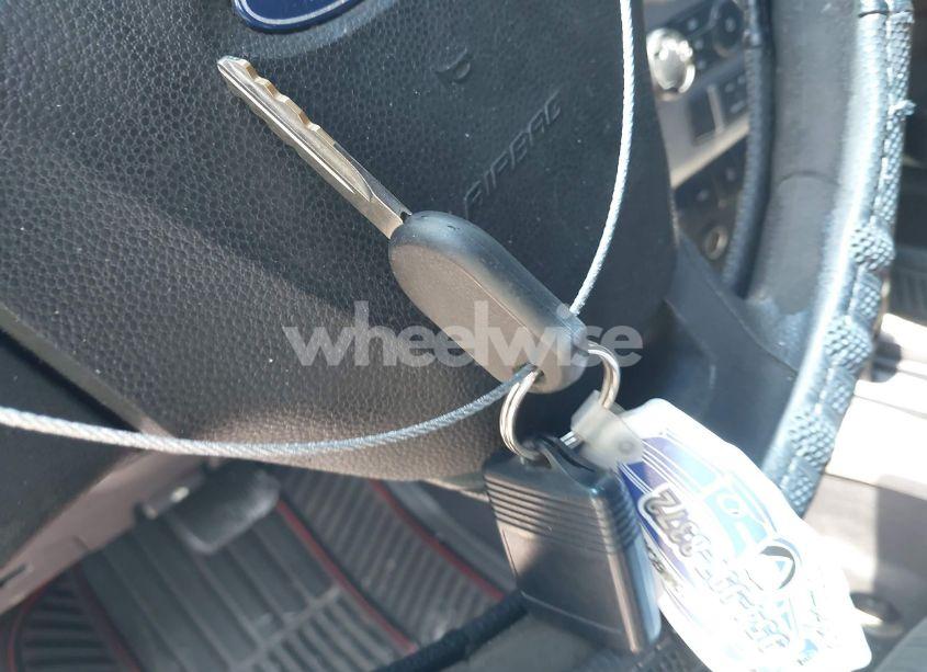 Photo 11 of 2008 Ford Focus SE/SES (VIN 1FAHP35N78W279014)