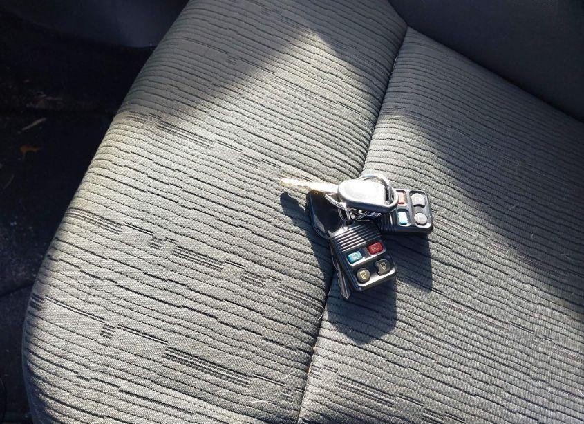 Photo 11 of 2008 Ford Focus SE/SES (VIN 1FAHP35N78W284181)