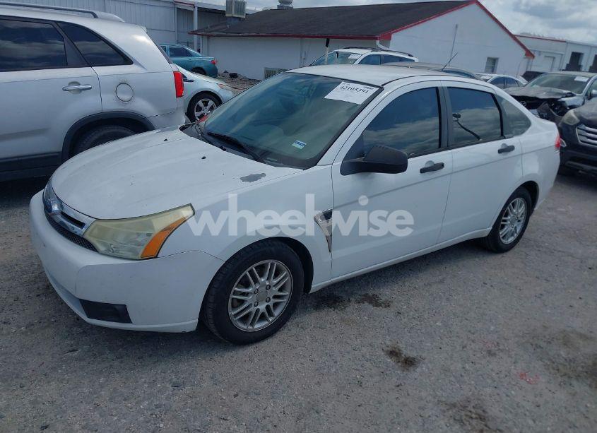 Photo 2 of 2008 Ford Focus SE/SEL/SES (VIN 1FAHP35N78W298887)