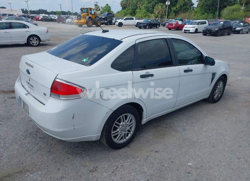 Photo 4 of 2008 Ford Focus SE/SEL/SES (VIN 1FAHP35N78W298887)