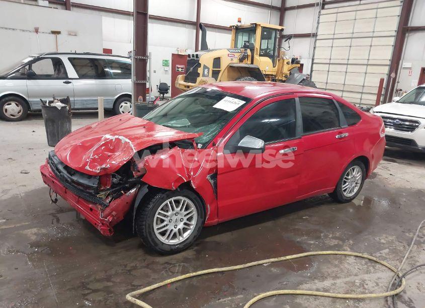 Photo 2 of 2008 Ford Focus SE (VIN 1FAHP35N78W301089)