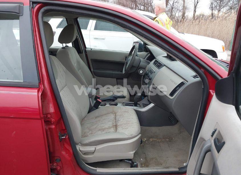 Photo 5 of 2009 Ford Focus SE (VIN 1FAHP35N79W159568)