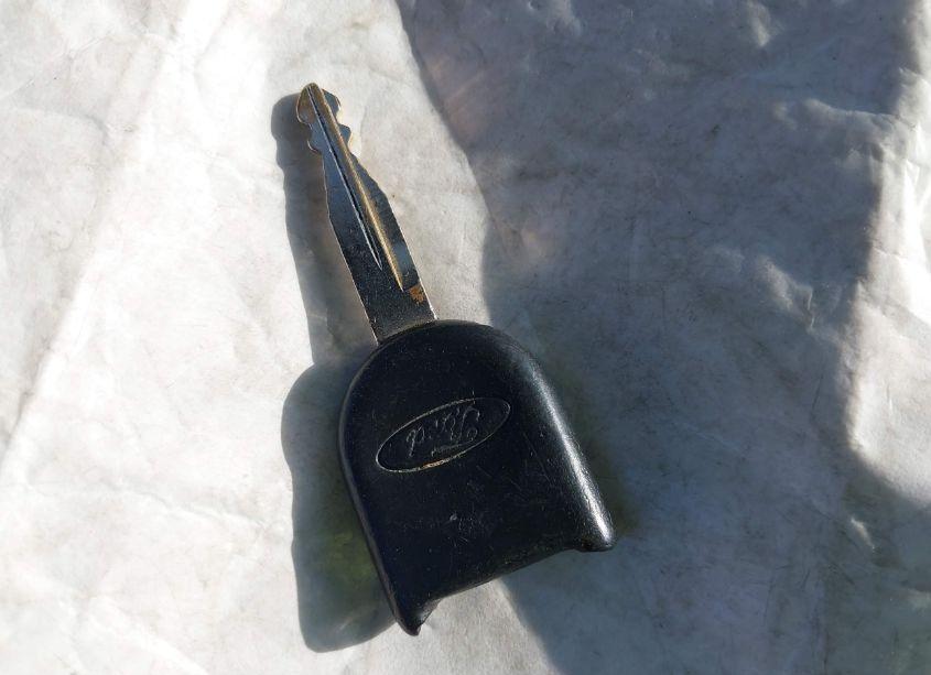 Photo 11 of 2009 Ford Focus SE (VIN 1FAHP35N79W172708)