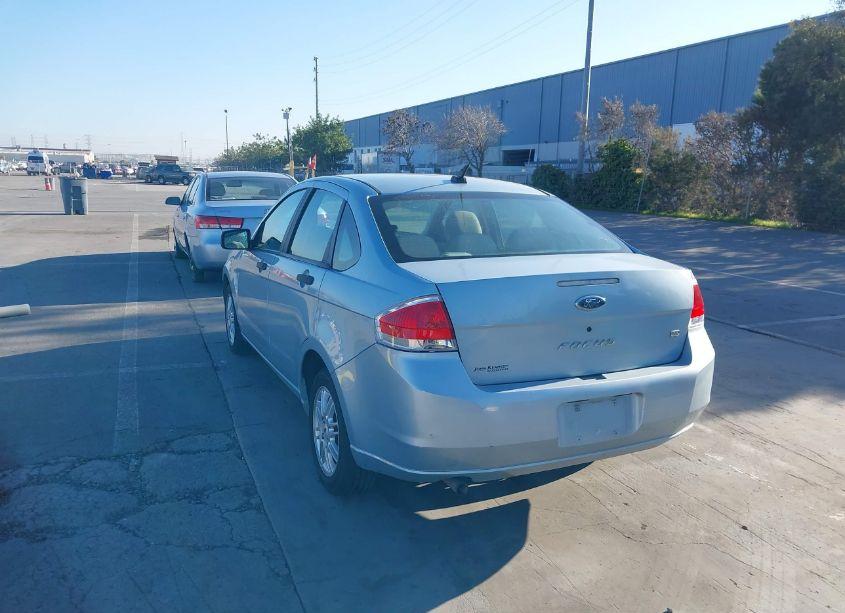 Photo 3 of 2009 Ford Focus SE (VIN 1FAHP35N79W172708)