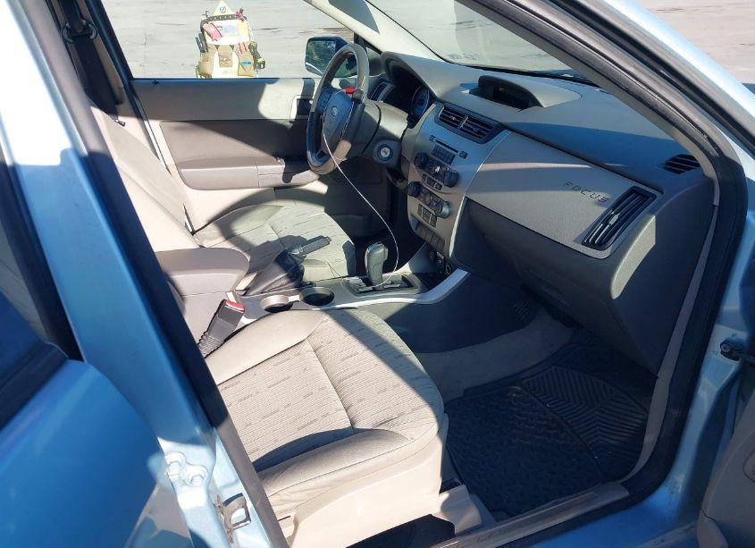 Photo 5 of 2009 Ford Focus SE (VIN 1FAHP35N79W172708)