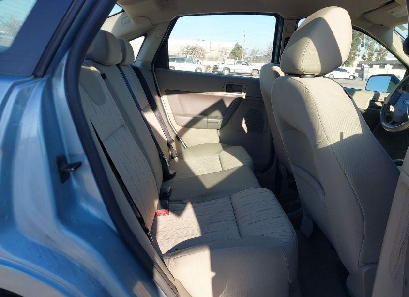 Photo 8 of 2009 Ford Focus SE (VIN 1FAHP35N79W172708)