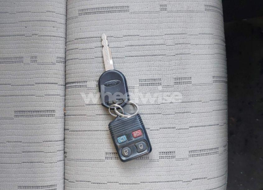 Photo 11 of 2009 Ford Focus SE (VIN 1FAHP35N79W235953)