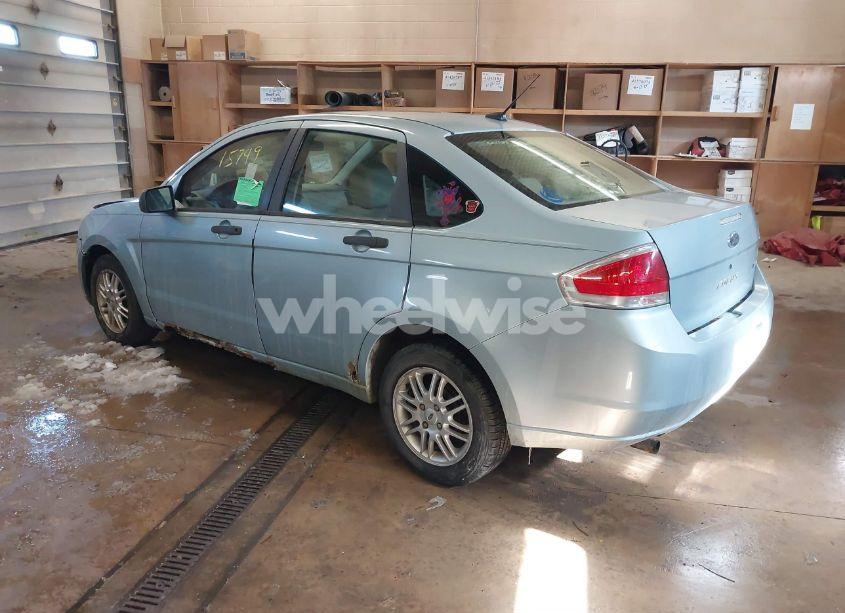 Photo 3 of 2009 Ford Focus SE (VIN 1FAHP35N79W246905)