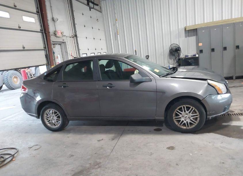Photo 13 of 2009 Ford Focus SE (VIN 1FAHP35N79W268936)