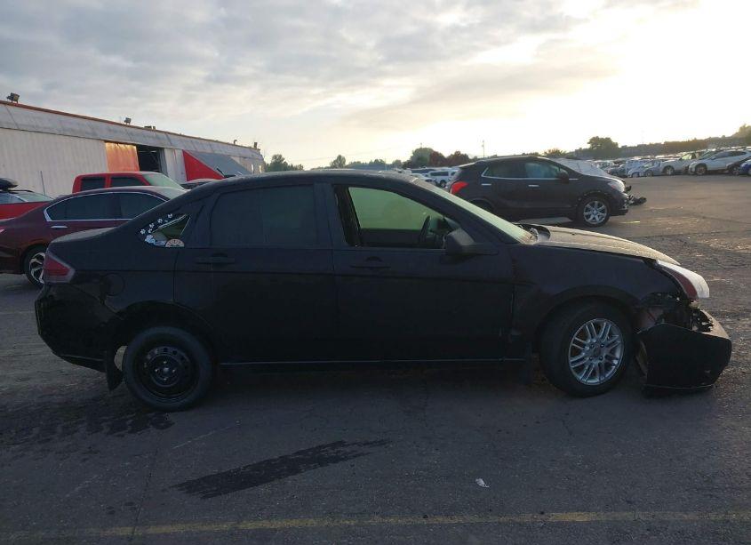 Photo 14 of 2008 Ford Focus SE/SES (VIN 1FAHP35N88W147010)