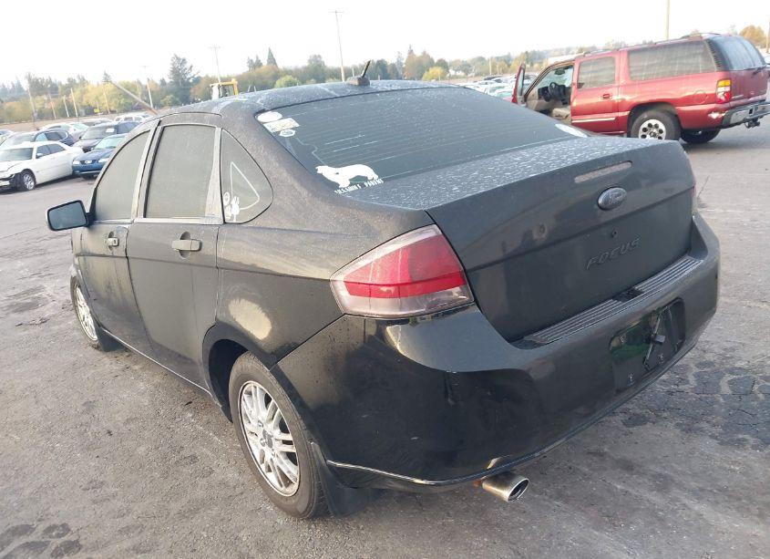 Photo 3 of 2008 Ford Focus SE/SES (VIN 1FAHP35N88W147010)