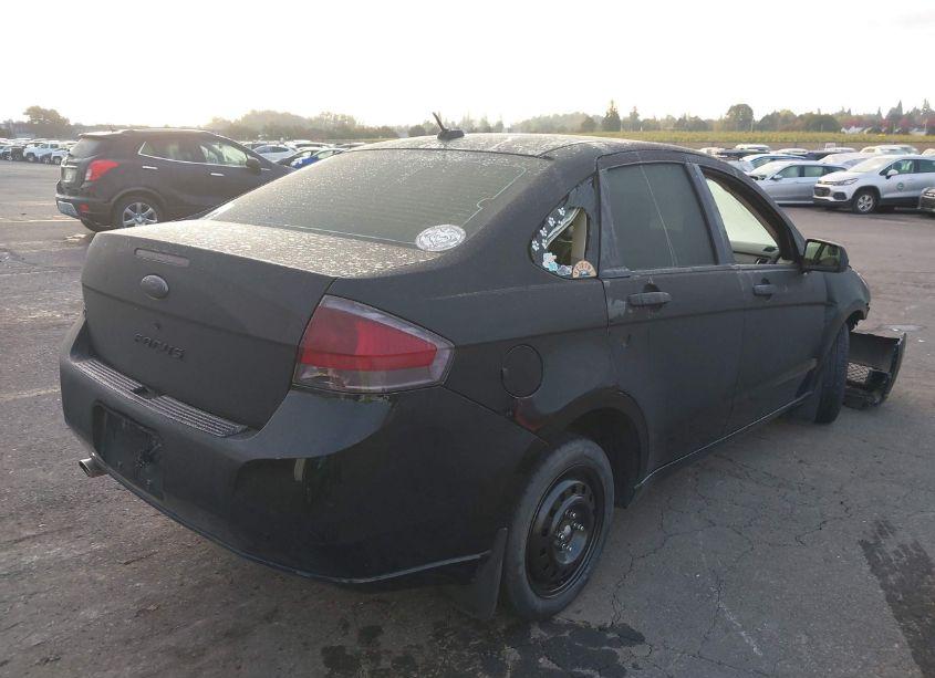 Photo 4 of 2008 Ford Focus SE/SES (VIN 1FAHP35N88W147010)