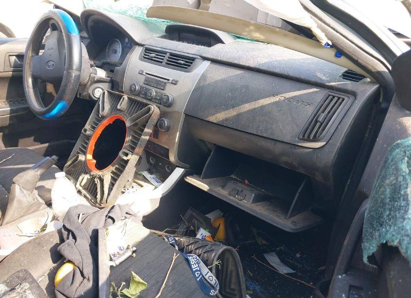 Photo 5 of 2008 Ford Focus SE/SES (VIN 1FAHP35N88W159786)