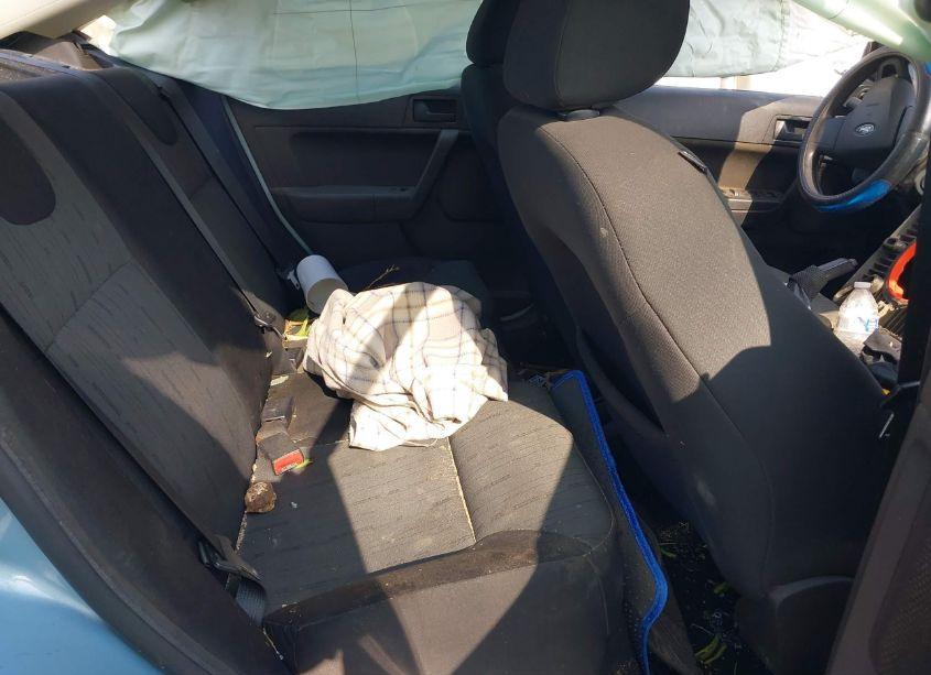 Photo 8 of 2008 Ford Focus SE/SES (VIN 1FAHP35N88W159786)