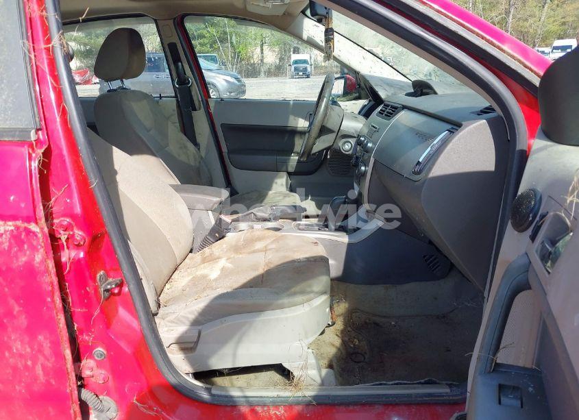 Photo 5 of 2008 Ford Focus SE/SES (VIN 1FAHP35N88W231960)