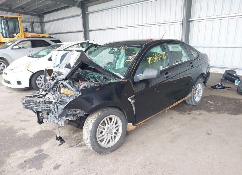 Photo 2 of 2008 Ford Focus SE/SES (VIN 1FAHP35N88W257832)