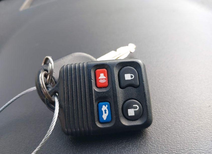 Photo 11 of 2008 Ford Focus SE/SES (VIN 1FAHP35N88W280141)