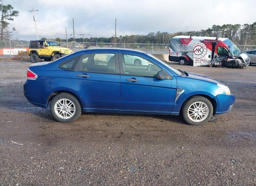 Photo 13 of 2008 Ford Focus SE/SES (VIN 1FAHP35N88W280141)