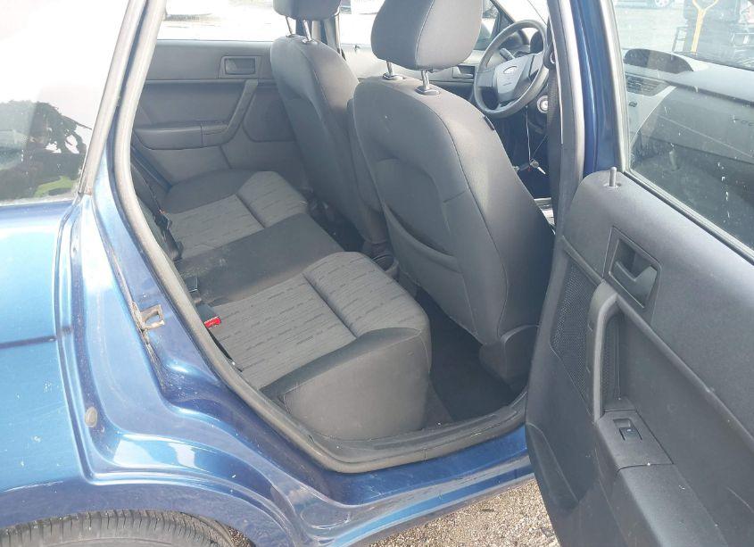 Photo 8 of 2008 Ford Focus SE/SES (VIN 1FAHP35N88W280141)