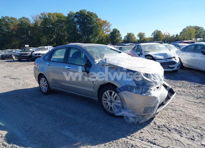 2008 Ford Focus SE/SES (VIN 1FAHP35N88W300243) main photo