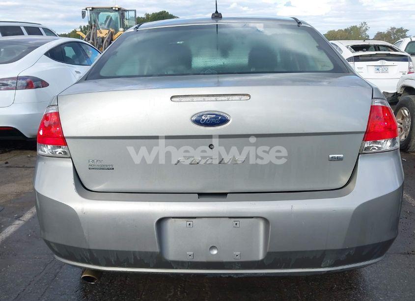 Photo 16 of 2008 Ford Focus SE/SES (VIN 1FAHP35N88W300243)