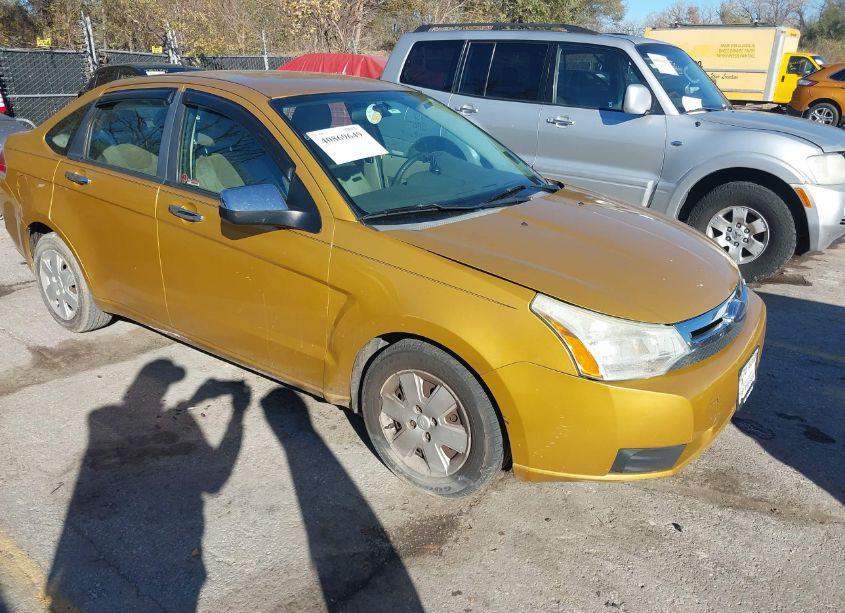 2009 Ford Focus SE (VIN 1FAHP35N89W115658) main photo