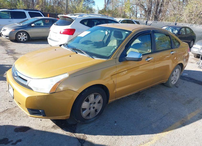 Photo 2 of 2009 Ford Focus SE (VIN 1FAHP35N89W115658)