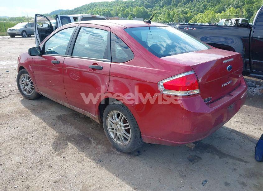 Photo 3 of 2009 Ford Focus SE (VIN 1FAHP35N89W179280)