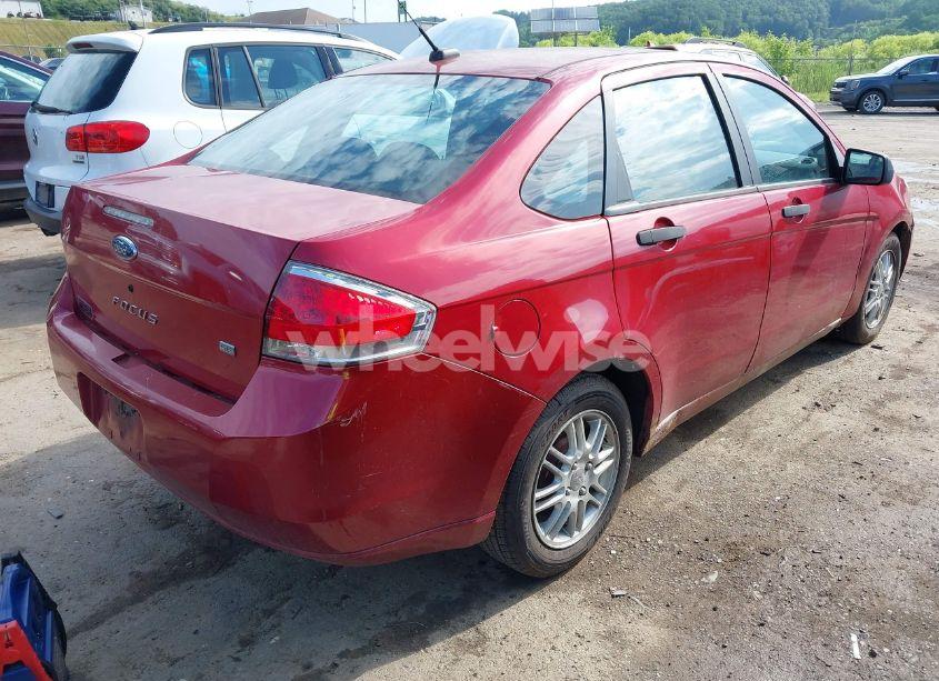 Photo 4 of 2009 Ford Focus SE (VIN 1FAHP35N89W179280)