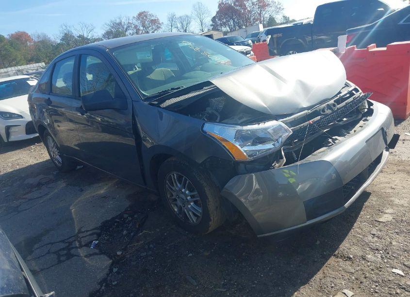 2009 Ford Focus SE (VIN 1FAHP35N89W190571) main photo