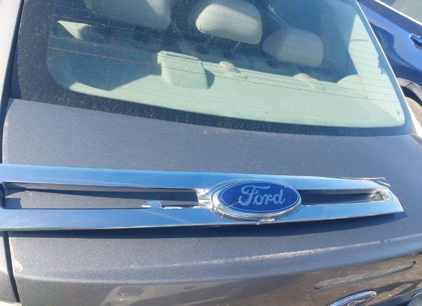 Photo 12 of 2009 Ford Focus SE (VIN 1FAHP35N89W190571)