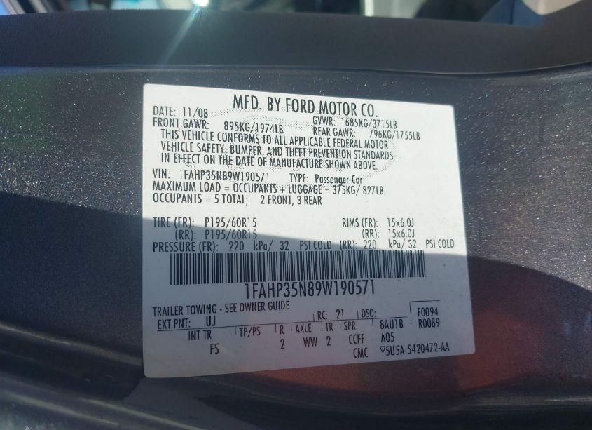 Photo 9 of 2009 Ford Focus SE (VIN 1FAHP35N89W190571)