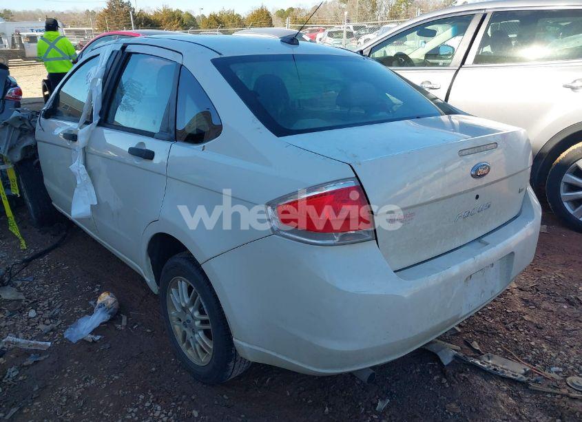 Photo 3 of 2009 Ford Focus SE (VIN 1FAHP35N89W193423)