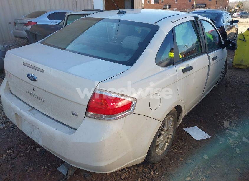 Photo 4 of 2009 Ford Focus SE (VIN 1FAHP35N89W193423)