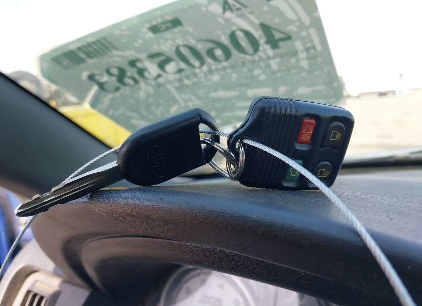 Photo 11 of 2009 Ford Focus SE (VIN 1FAHP35N89W231894)