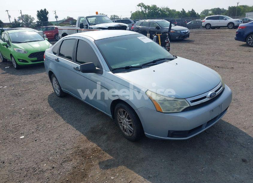 2009 Ford Focus SE (VIN 1FAHP35N89W241163) main photo