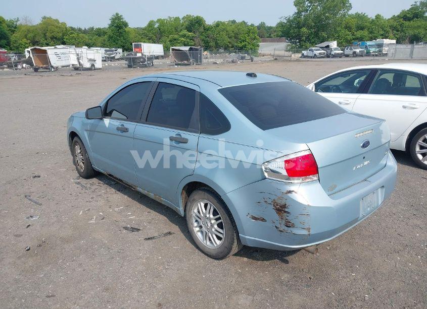 Photo 3 of 2009 Ford Focus SE (VIN 1FAHP35N89W241163)