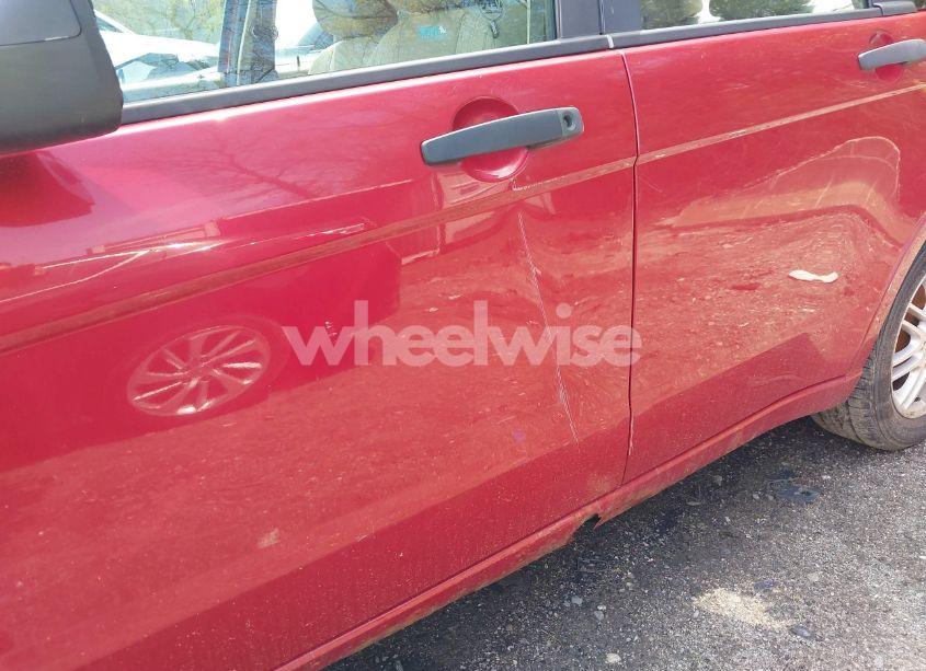 Photo 6 of 2009 Ford Focus SE (VIN 1FAHP35N89W243205)