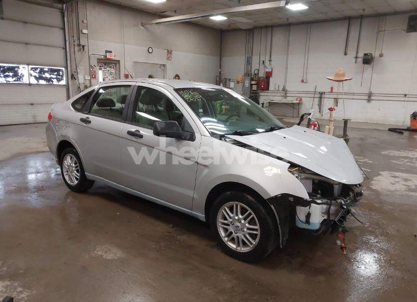 2009 Ford Focus SE (VIN 1FAHP35N89W246010) main photo