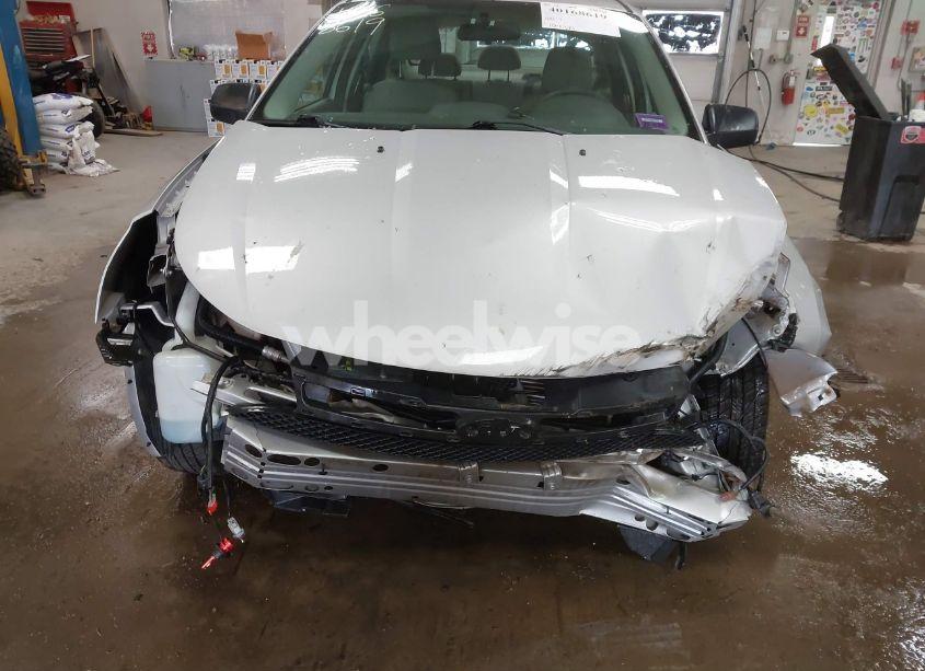 Photo 6 of 2009 Ford Focus SE (VIN 1FAHP35N89W246010)