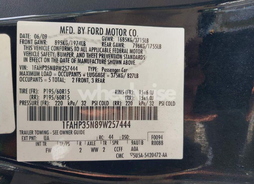 Photo 9 of 2009 Ford Focus SE (VIN 1FAHP35N89W257444)