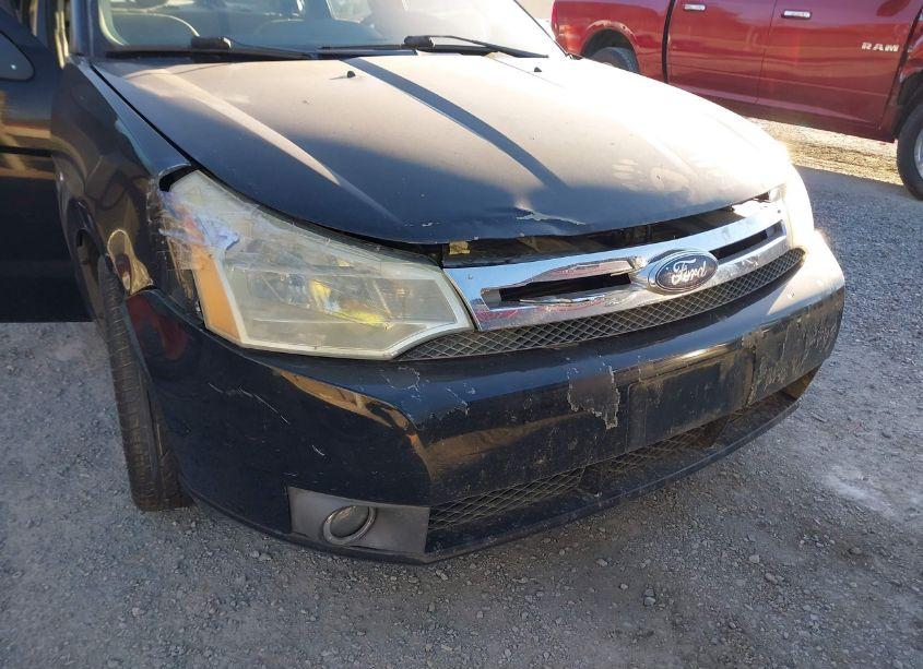 Photo 6 of 2008 Ford Focus SE/SES (VIN 1FAHP35N98W100777)