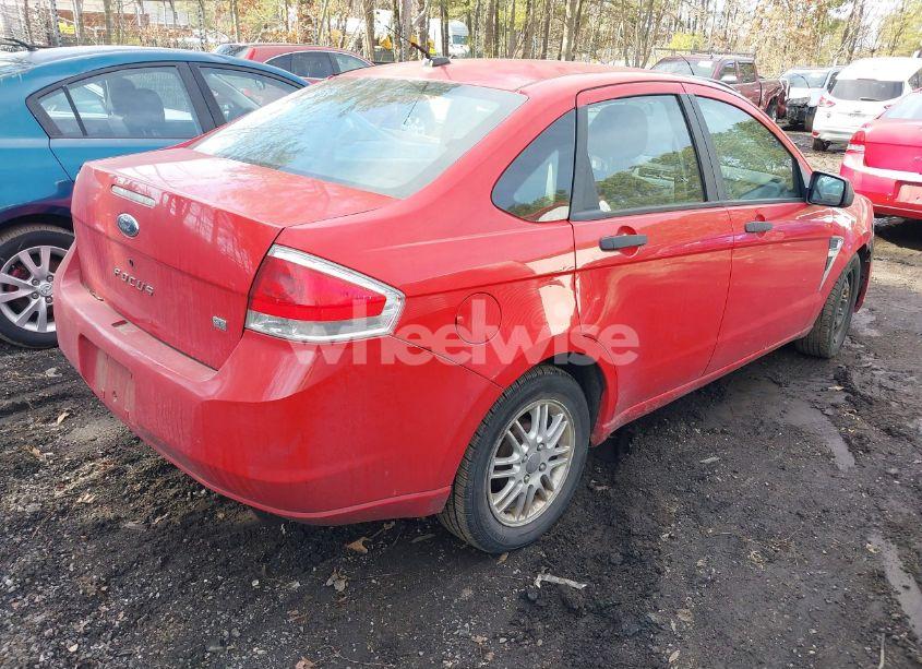 Photo 4 of 2008 Ford Focus SE/SES (VIN 1FAHP35N98W108989)