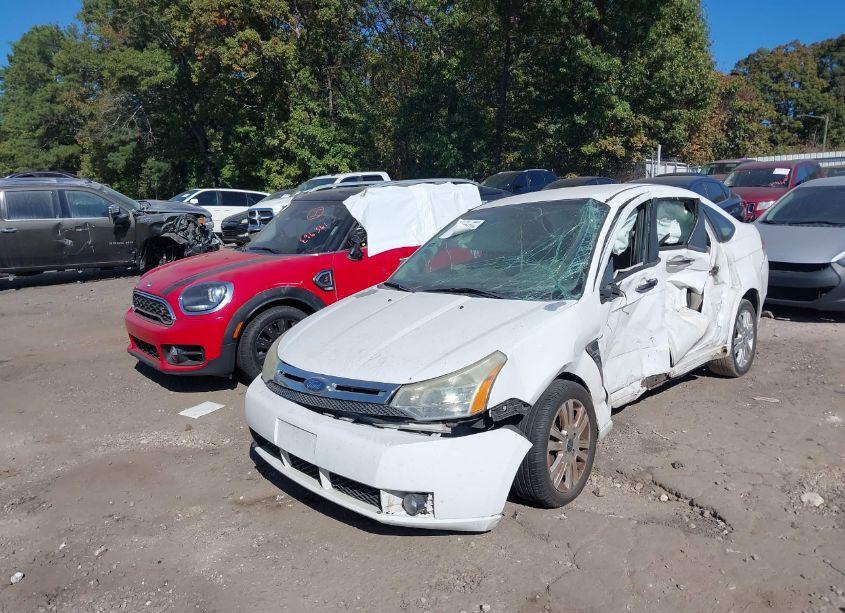 Photo 2 of 2008 Ford Focus SE/SES (VIN 1FAHP35N98W242479)