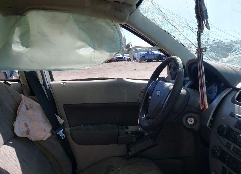 Photo 5 of 2008 Ford Focus SE/SES (VIN 1FAHP35N98W242479)